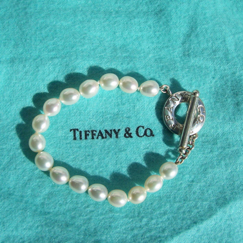 Tiffany & Co. Pearl Toggle Bracelet